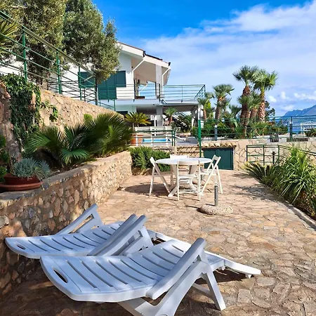 Vfh Flavia -tre Piscine Apartment